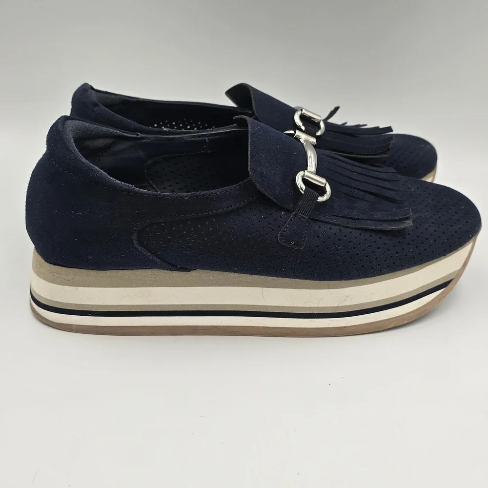 crown & ivy navy blue